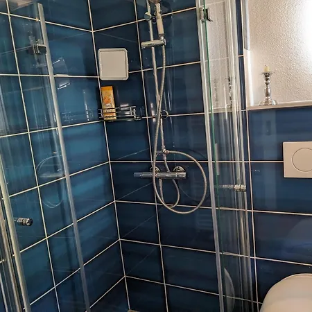 아파트 Altes Haeusle - Doppelzimmer Weinrebe 에덴코벤