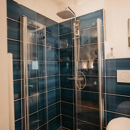 아파트 Altes Haeusle - Doppelzimmer Weinrebe 에덴코벤