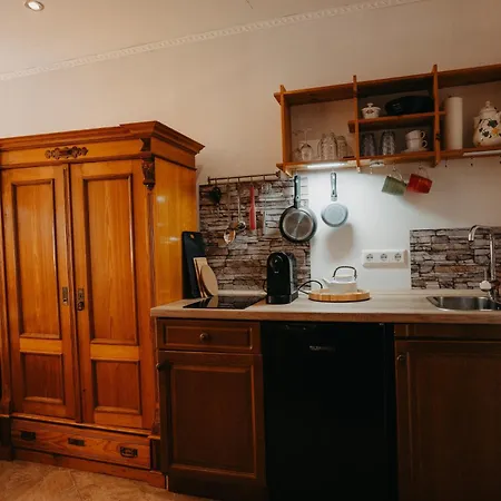 Altes Haeusle - Doppelzimmer Weinrebe Edenkoben